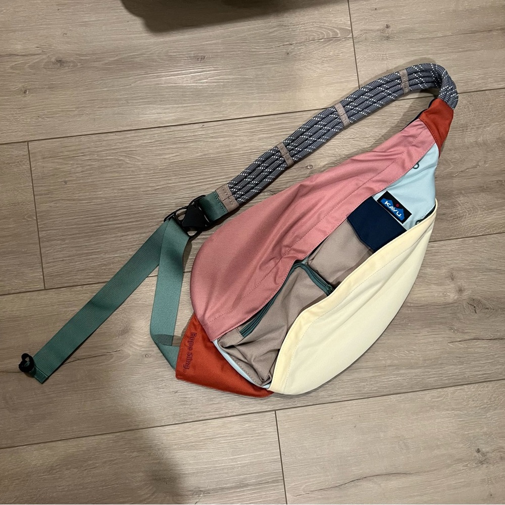 Kavu Rope Sling Bag in Snowcone